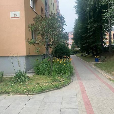 Uroczy Apartament W Centrum Sandomierza Bagian luar foto